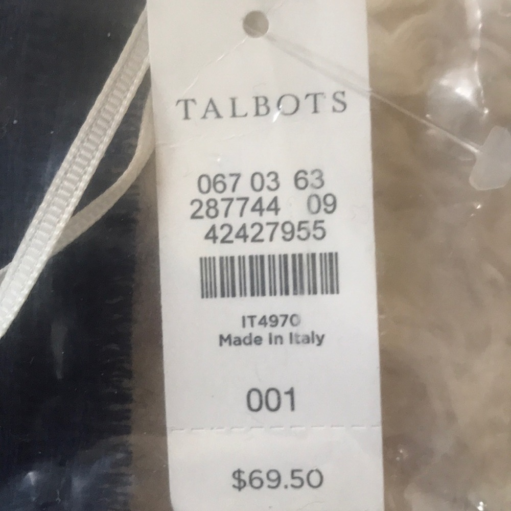 Talbots scarf - Picture 2 of 3